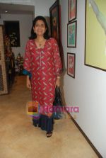 kavita khanna at Luxury showroom Estaa launch in Kemps Corner on 19th Oct 2010.JPG